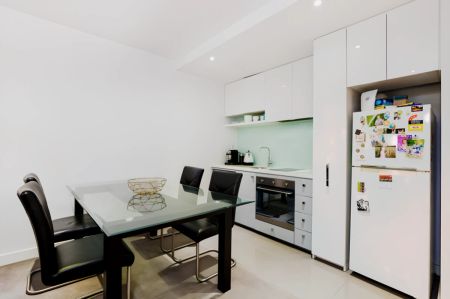 1Bedrooms, 1Bathrooms - Photo 5