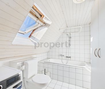 Historical flair meets modern comfort Your charming home in the lis... - Photo 2