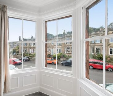 3 bedroom terraced house to rent - Photo 2