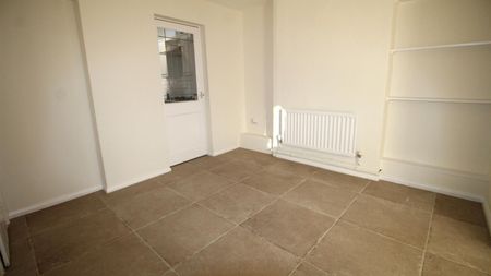 Park Road Worthing West Sussex - Photo 2