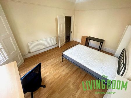 5 bedroom house to rent - Photo 2