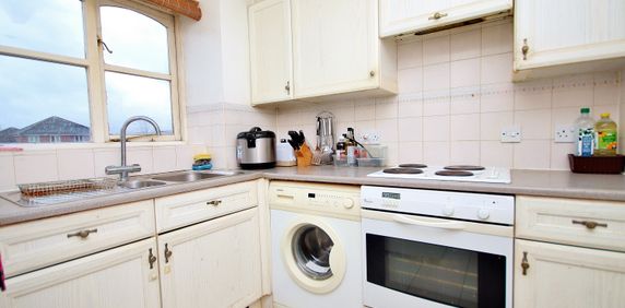 1 bed flat to rent in Wheat Sheaf Close, London, E14 - Photo 2