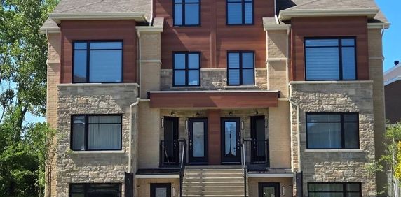 Magnifique condo 4 ½ – 1050 pi² - Photo 2