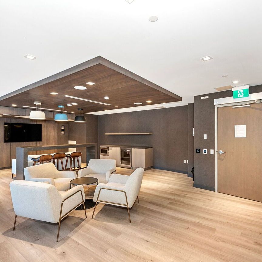 For Lease - 8 Olympic Garden Drive Unit# 906, Toronto, Ontario - Photo 1