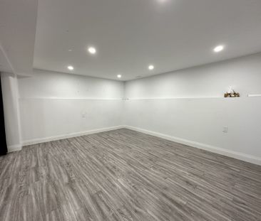 For Lease - 582 Elliott Crescent, Milton, Ontario - Photo 3