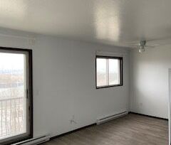 Sandalwood B – 2 Bedroom - Photo 2