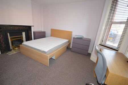 Bournemouth Waterloo Road Winton, BH9, Dorset - Photo 4