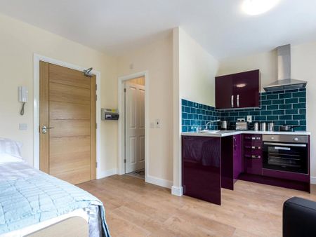 Studio to rent - Photo 5