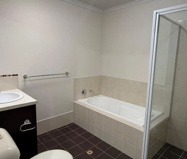 “4 Bedroom Townhouse in Secure Complex” - Photo 6