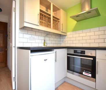 Studio to rent - Photo 5