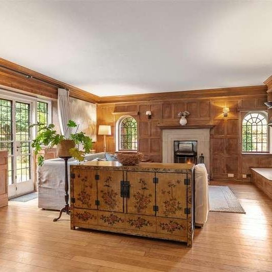 Puttenham Heath Road, Compton, Guildford, GU3 - Photo 1