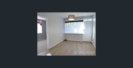 Positioned Perfectly - Photo 4