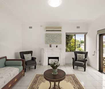 RENOVATED TWO BEDROOM HOME - Photo 3