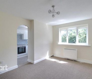 1 bedroom flat to rent - Photo 1