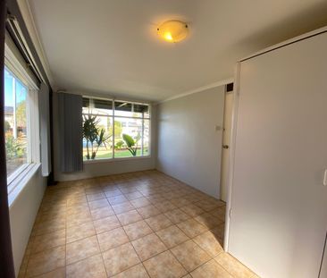 Home For Rent - Photo 6
