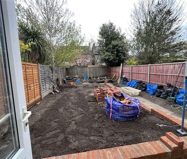 Ground Floor Flat, Quadrant Road, Thornton Heath, Surrey, CR7 - Photo 6