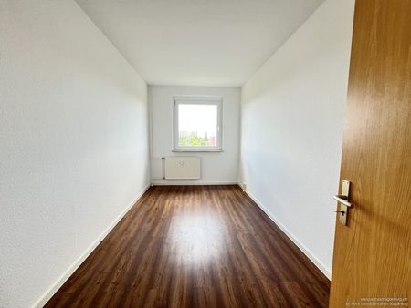 Helle 3-Zimmer-Wohnung mit Balkon und optimaler Anbindung! - Foto 3