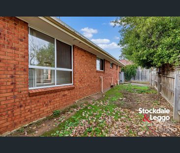 6A Care Close, Meadow Heights, Vic 3048 - Photo 1