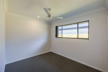 Brand New Home Located in the Brand New Park Lane Estate - Photo 5