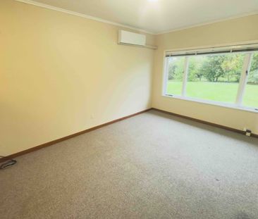 Superbly located Two-Bedroom Unit in Prime Greenlane Area - Photo 2