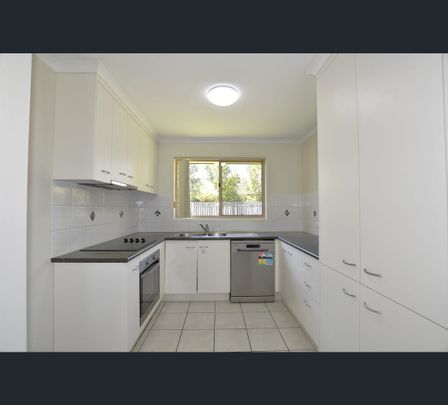7 Finbay Avenue, Avoca, Qld 4670 - Photo 1