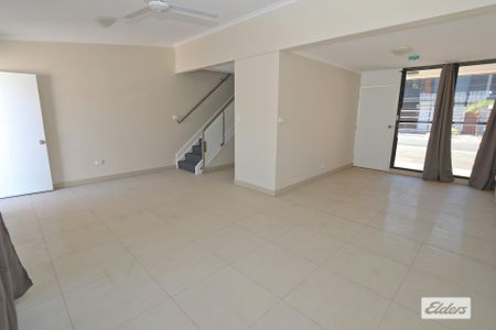 2 Bedroom Unit - Gated Complex - Photo 5