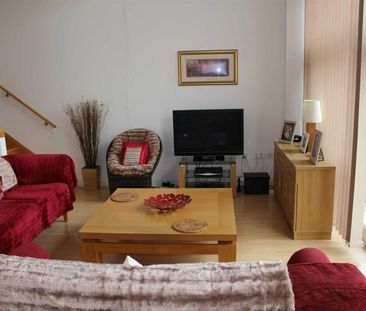 Imperial Point, Salford Quays, M50 - Photo 1