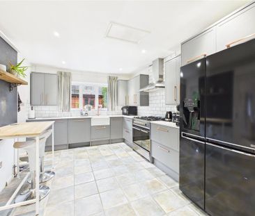 5 bedroom detached house to rent - Photo 5