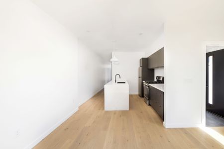 For Lease - 86 Lansdowne Avenue Unit# Unit #2, Toronto, Ontario - Photo 2