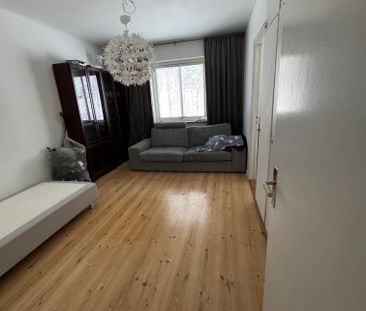 Skottsundsvägen, Kvissleby - Foto 1