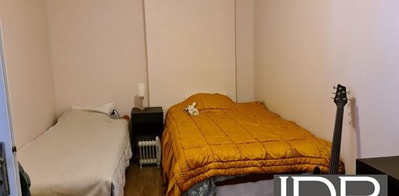 F3 CENTRE VILLE AU 1ER ETAGE - Photo 2