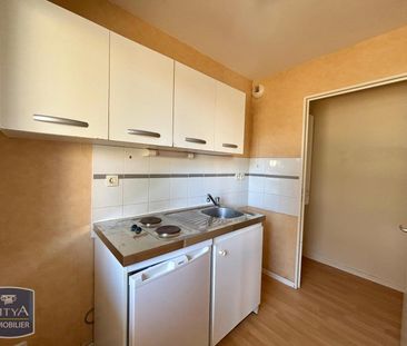 Location Appartement 2 pièces 54m² CHATEAUROUX 36000 - Photo 1