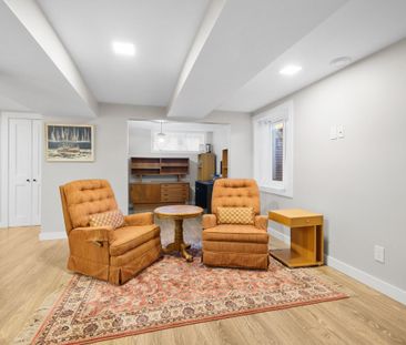 For Lease - 926 CHARLESWOOD Avenue Unit# B, Overbrook - Castleheigh... - Photo 2