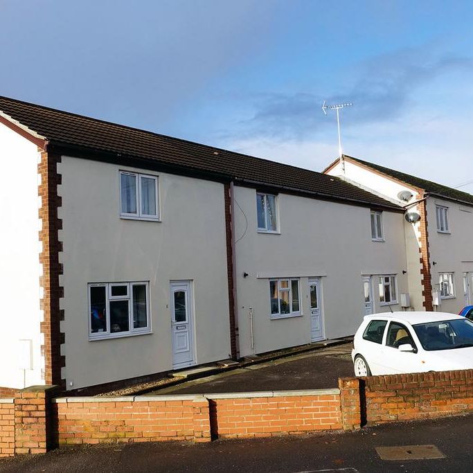 2 bedroom terraced house to rent - Photo 1