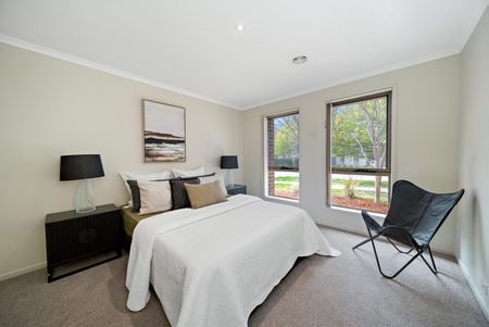 8 Funder Street, Bruce ACT 2617 - House For Rent | Domain - Photo 3