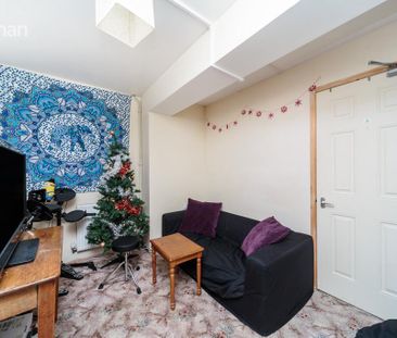 4 bedroom semi-detached house to rent - Photo 4