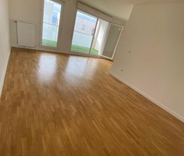 location Appartement T3 DE 67.9m² À CACHAN - Photo 1