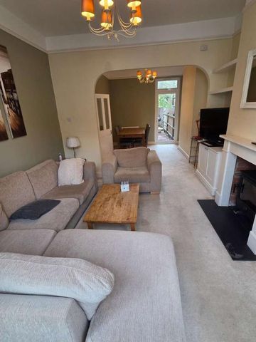 Alloa Road, London, SE8 - Photo 3