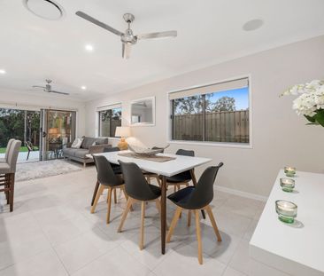 Luxury 4 Bedroom Home - Photo 5