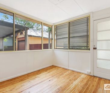 Charming 3-Bedroom Home in Prime Wodonga Location - Photo 5