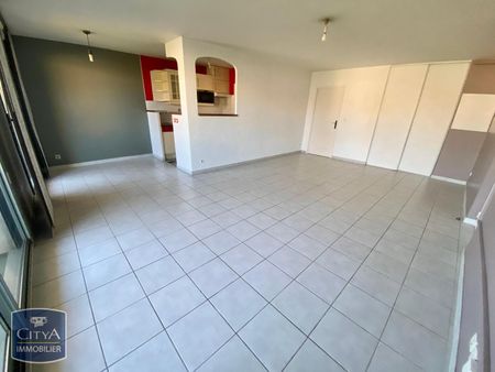 Location Appartement 3 pièces 79m² TOULON 83100 - Photo 2