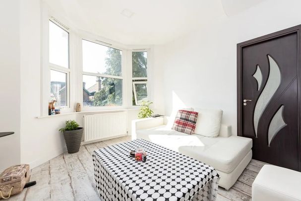 2 Bed Flat, Brigstock Road, CR7 - Photo 1