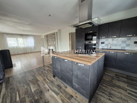 Location Appartement 4 pièces 98m² MAUBEUGE 59600 - Photo 2