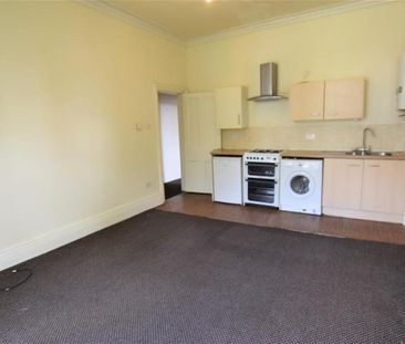 2 Bedroom Apartment To Let - Photo 2
