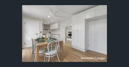 Freshly renovated Home - Photo 3