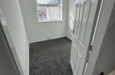 Eve Lane, Dudley, West Midlands, DY1 3TZ - Photo 5