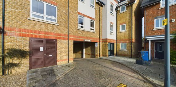 Regatta Place, Maidenhead Regatta Place, Maidenhead - Photo 2