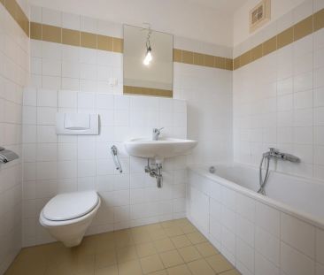 großzügige gut aufgeteilte 2 Zimmer Wohnung im 2.OG // Nähe Johann-... - Photo 3