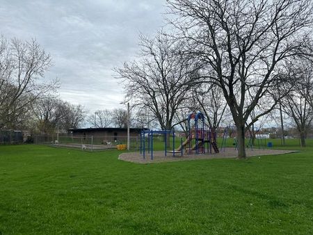 For Lease - 51 MCMANN Drive Unit# MAIN ONLY, Thorold, Ontario - Photo 3