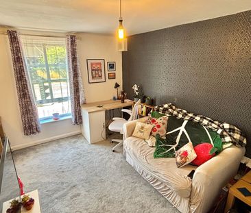 Kingston Court, Taunton - Photo 6